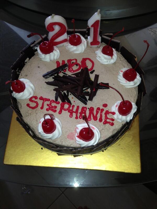18stephanie_'s tweet photo. Last post (18/08/13) http://t.co/EtIAl2SXdI