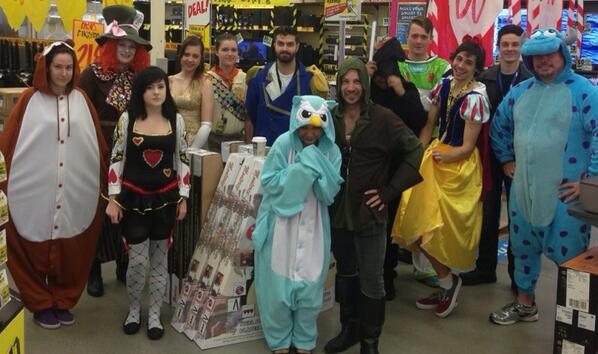 JBMalagaWA's tweet photo. Come down and have a laugh at the gang today! @JBMalagaWA #DisneyInfinity http://t.co/33x1DJXmK1