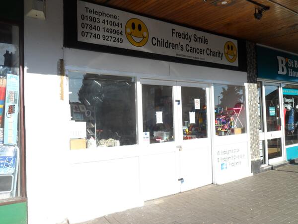 Don't forget the opening of the new <a href="/freddysmile1/">Freddysmile</a> cancer #charity shop in #Lancing today! Doors open from 10am #RT