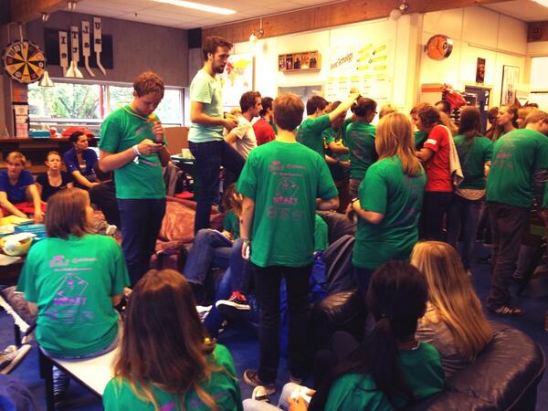 alainstarke's tweet image. Awwww wat een schatjes @svintermate #intro040