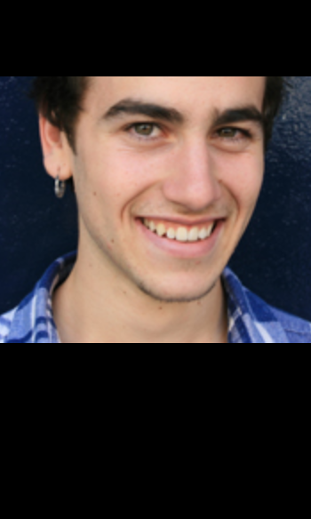Monneritas's tweet photo. Pero bueno, os recompenso con la sonrisa más bonita del mundo :3 http://t.co/jRYGAtwe2J