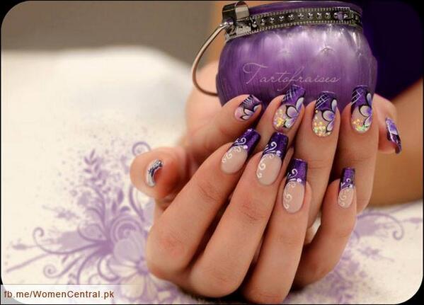 AnamkhN's tweet photo. Beautiful Nail Art. http://t.co/WQ26RtaFTX