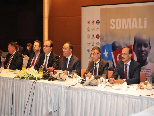 #Türkiye'nin #Somali’de yaptığı yardımlara yönelik basın toplantısı düzenlendi.
tika.gov.tr/haber/somaliye…