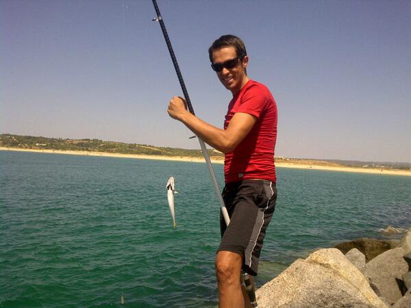albertocontador's tweet photo. Hello all,how are you?I had today a rest day and I took the opportunity to go fishing a little #restmoment http://t.co/3ZYQXsCpTs