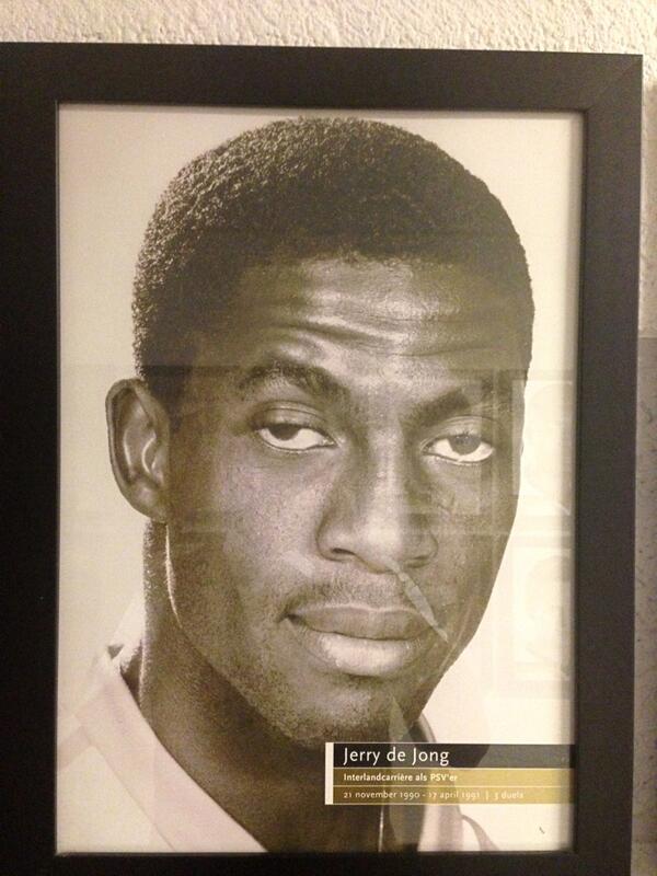 MIsezBogor's tweet image. Ayah dari @NDJ_Official seorang legenda PSV... #legend #rightback #sameskills #sameface  | via @KPBofficial