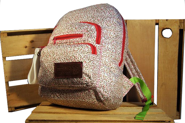 tevha69_redes's tweet photo. y tu, con cual mochila Tevha comenzaste este ciclo escolar? http://t.co/P304gbxd8j