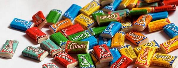 EnLos90s's tweet photo. RT Si te daban esto en la tienda cuando no tenían cambio. http://t.co/E5CCOOMDE7