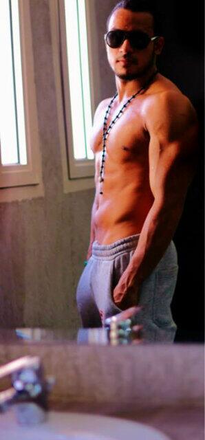 yaser_esa's tweet photo. Gym http://t.co/ya3dT1XnnC