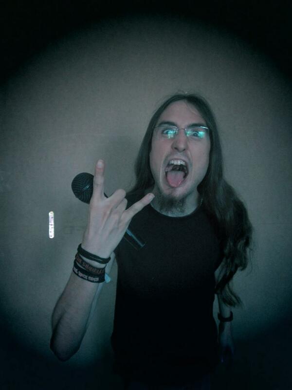 EmbryonicCells_'s tweet photo. Satán (Vocal) http://t.co/IIK0iaCfSq