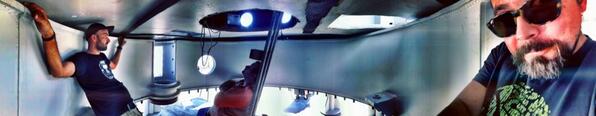 hydronaut_eu's tweet photo. decompressing in the lobby http://t.co/cciEr2hoJg