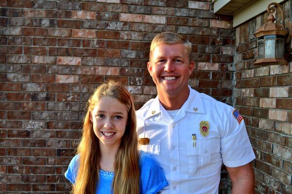 ChiefRose19's tweet image. Julia and I. #firstdayof6thgrade