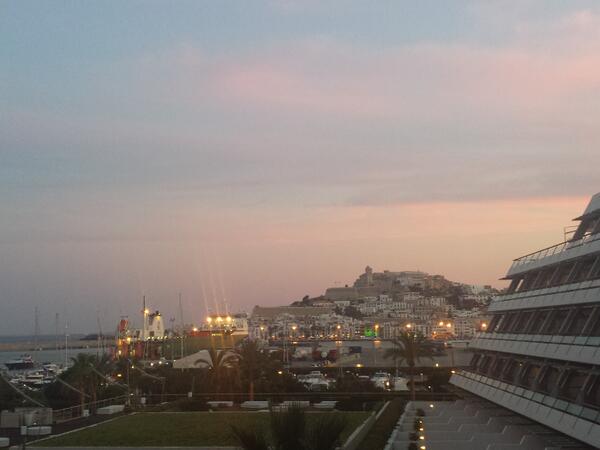 Vistas desde el @IBIZAGRANHOTEL #Atardecer #Ibiza