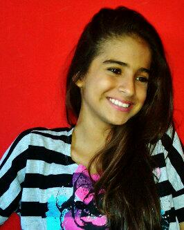 YelitzaFranco's tweet photo. @AdriMaciasAlava Mi niña felicidades http://t.co/RU920BiG6I