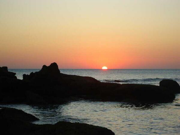 BareasE30's tweet photo. Las calitas de playa de hoy...inmejorables. http://t.co/1H5UpAJDh8