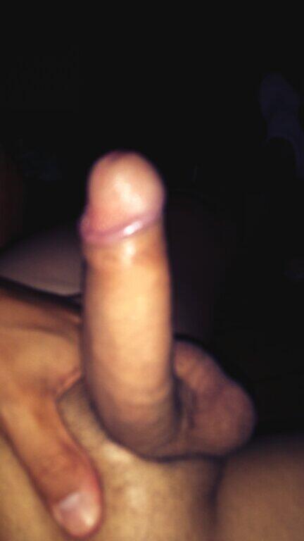 Dannypluss's tweet image. @MiaKamash si me la pones dura .. para Ti