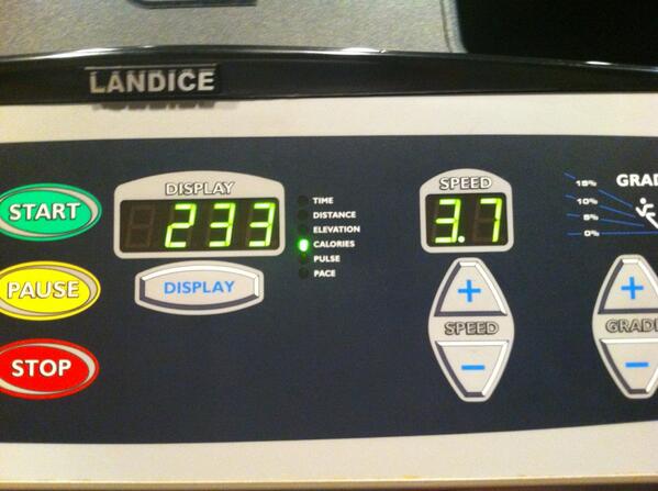 FitNstrong1's tweet photo. 233 calories!! http://t.co/xpMWgjjbKt