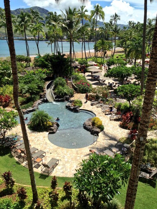 Going to the pool now http://t.co/FQNwuVIJhG