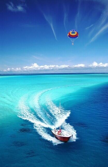 "<a href="/ThatsEarth/">ThatsEarth 🌎</a>: One for the Bucket List ~ Bora Bora. "<a href="/ReechelleVDW/">reechelle vdWalt</a>