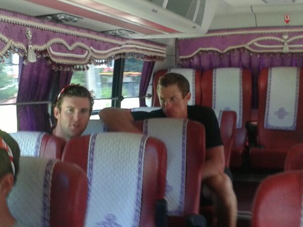 Jambox dead, beatbox sessions have begun. Bad boyz <a href="/conlinmccabe/">Conlin McCabe</a> &amp; <a href="/will13dean/">Will Dean</a> keeping the music alive #jambus #M4-