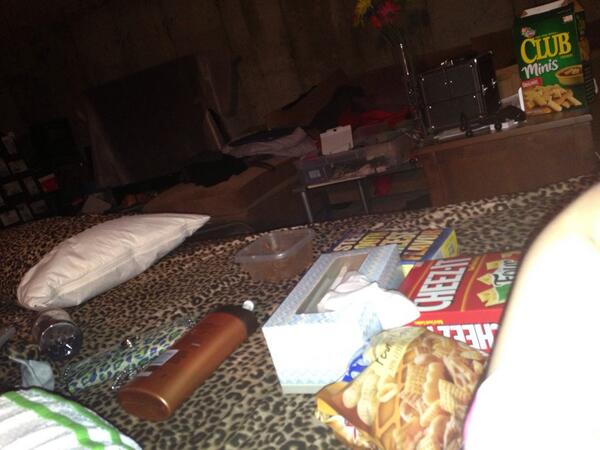 soup4change's tweet image. I sleep w so much shit in my bed next to me lol #randomobjects