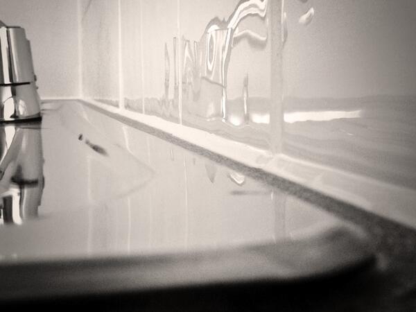 Kitchen worktop sealant....how it should look!!