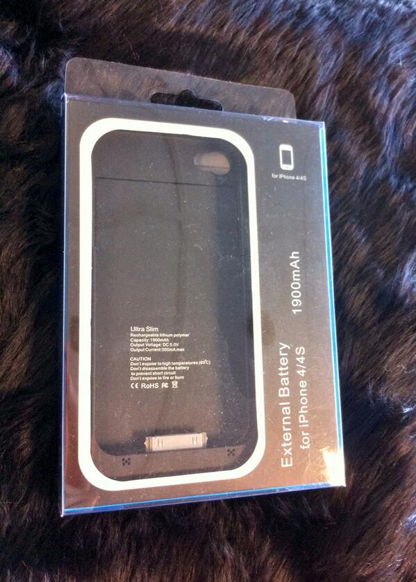 ProTechMobiles's tweet image. iPhone 4/4S battery not lasting long enough? Check in store for new external battery cases.