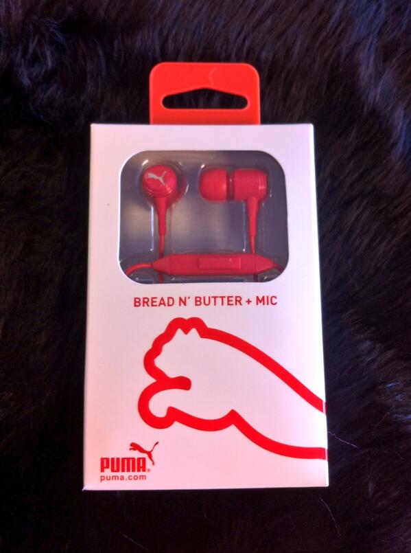 ProTechMobiles's tweet image. New In-Ear Puma Headphone + Mic. Check in store for more