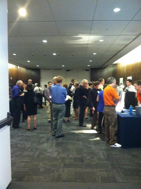 Tech_at_LEAD's tweet image. Some amazing things are happening at our technology petting zoo! #techlead2013