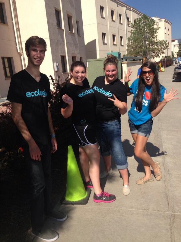 PRCEcclesia's tweet photo. Freshman move-in time at UCCS! http://t.co/vGVIA6B4b5