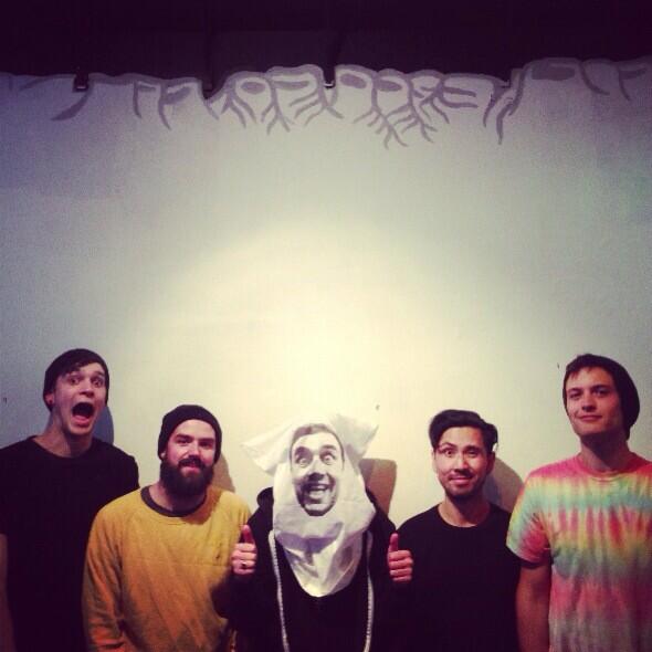 EagerTeeth's tweet photo. We shot a video last weekend, it was a lot of fun, thanks @mikeprior !!! http://t.co/nImjOvPevR