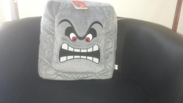 JacksBee's tweet image. One of the best finds at @Nintendo_World so far. #Thwomp