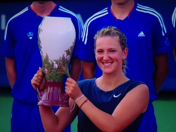 djjonatan74's tweet photo. @vika7  that's the way we wanna see you! http://t.co/ccc8vEYh4d