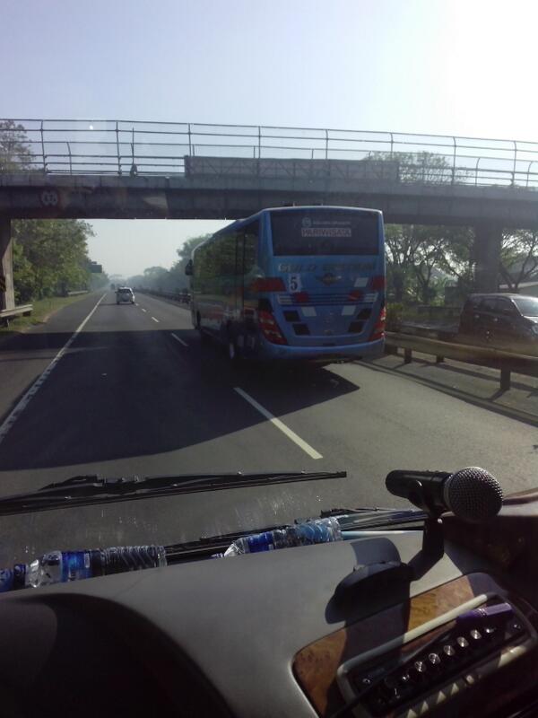 Mengejar si goldrag akas 4