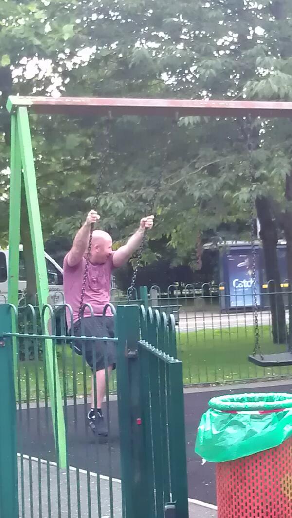 earn4eva's tweet photo. Having fun at the park @lips2006 http://t.co/LfX4dotGXj