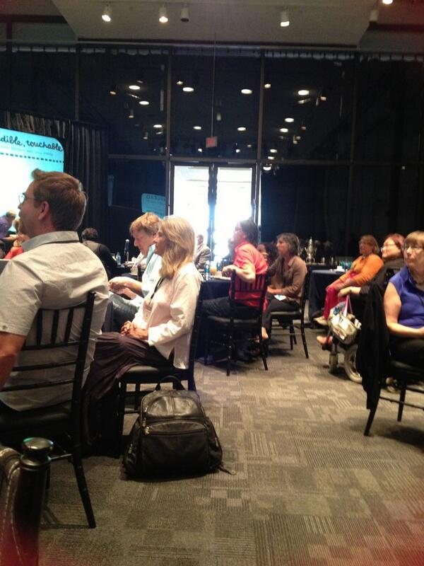 DayAlMohamed's tweet image. Just made it in time for the opening of #techlead2013 Great looking crowd.