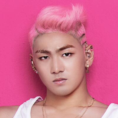 BSHm1cmCEAAs_I9.jpg:large