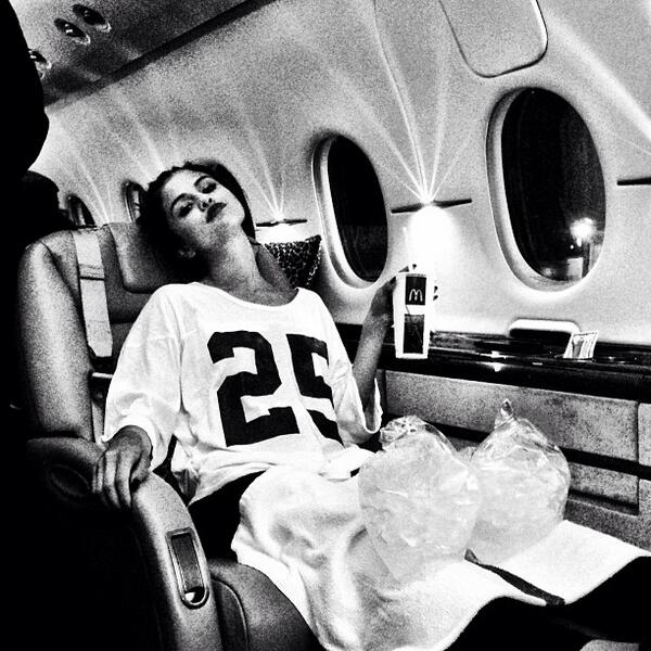 juspidor's tweet photo. LÇF,GDSMGFKMFDGKDGLKDFNGDFNGKDFGKNDFKGNKLDNGD AI QUE LINDA http://t.co/7RIUFfa7Ul