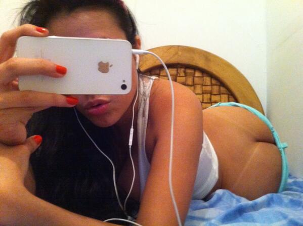 OrienteSexy's tweet photo. Conteo de @GutieRuth #2 http://t.co/BKUAFA0GKe *-*