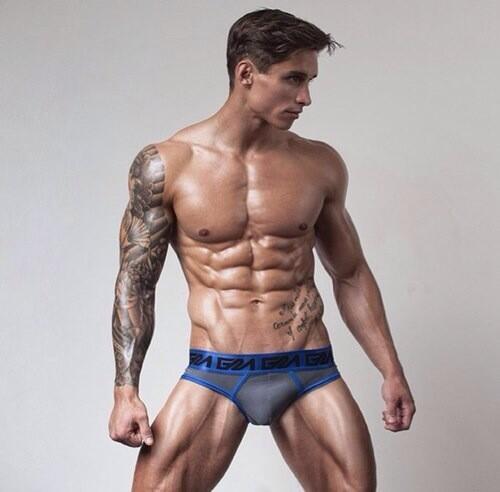 beyond_genetics's tweet photo. Check out the sick body on @Adi_Gillespie http://t.co/FEBpqKUcsT