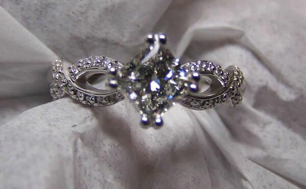 #OIB Looking for a quality jeweler when you Visit Brunswick Beaches? 

Full blog here: bit.ly/11ag3wJ