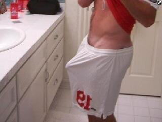 MorbositoTotal's tweet photo. #bulge ...........Templando Carpa ! http://t.co/7NypmE7cCJ