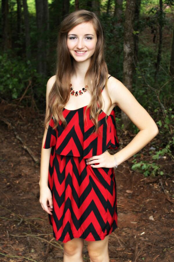 SouthernCharmSC's tweet photo. Game day dresses at southern charm! http://t.co/iIcC1vd1OZ