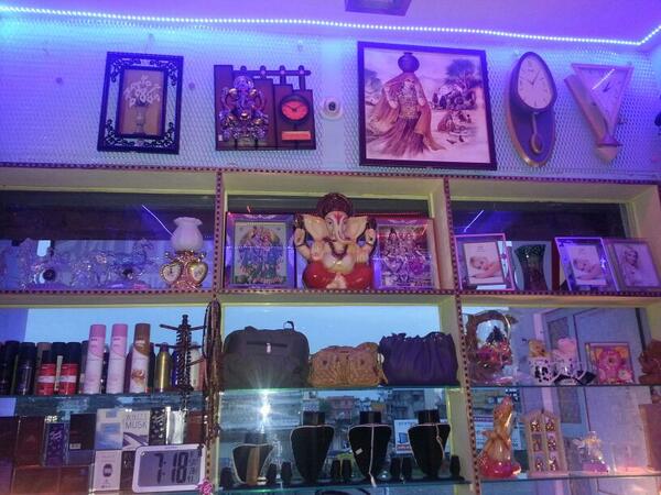 arnavcollection's tweet image. 