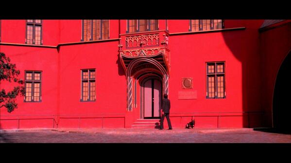 Horror_Trivia's tweet image. Can you guys guess what Horror Movie this picture is from? #horror #Movie #trivia