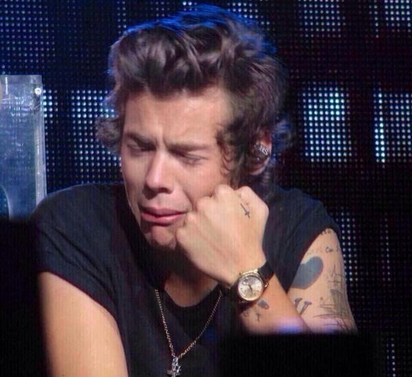 MissMinnieei's tweet image. Niall said all of his fans were his date to the premiere 
 DO YOU HEAR ME CRYING 
#SpongeDirection