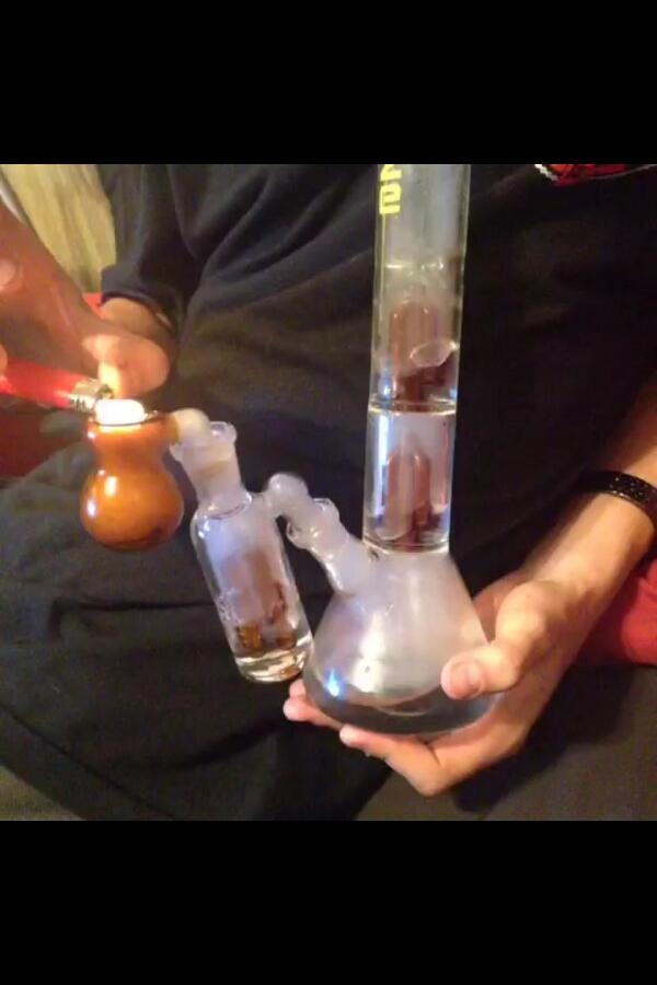 BrandonNield's tweet image. @sammiepirreraxo yoooo get your ass home im bring this over