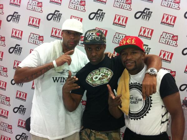 XXL's tweet photo. Epic moment from Day 2 of #MMW2013 #TheMoneyTeam http://t.co/k0vyxGgTlF