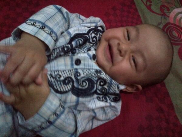Seblumm di aqiqaahh.,senyam senyumm duluu