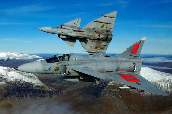 航空機解説bot サーブ 37 Saab 37 スウェーデン空軍のみによって運用された戦闘機 愛称はビゲン 高速道路のような非正規の滑走路からでも迎撃可能な優れたstol性を有する 堅牢な単発戦闘機 として活躍した T Co Sqqrg9vxqq 航空機解説bot サーブ 37 Saab 37 スウェーデン空軍のみによって運用された戦闘機 愛称はビゲン 高速道路のような非正規の滑走路からでも迎撃可能な優れたstol性を有する 堅牢な単発戦闘機 として活躍した T Co Sqqrg9vxqq