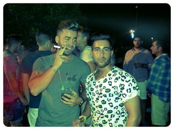 samuel_laure's tweet photo. Cigarrito electronico (: @Wakine http://t.co/dHjmQxmm6F